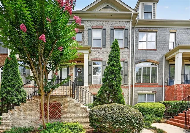 3rd image of 1738 Breyerton Dr Ne, Atlanta, GA 30329 | MLS# 7801863