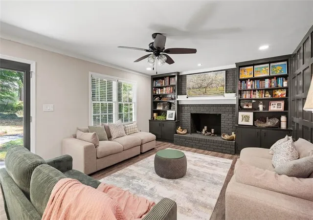 Photo 3 of Single family home for sale at 4686 Fountainhead Dr, Stone Mountain, GA 30083 | MLS# 7775193 | Listing updated on 2026-09-05