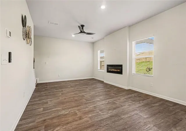Photo 4 of Single family home for sale at 318 W Sandy Crk Dr, Covington, GA 30014 | MLS# 7740993 | Listing updated on 2026-08-19