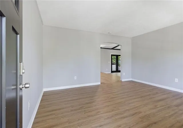 3rd image of 562 Hidden Hills Ct, Marietta, GA 30066 | MLS# 7757754