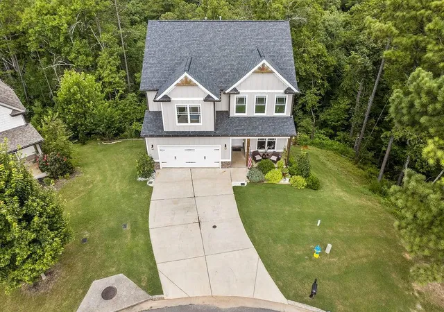Photo 3 of Single family home for sale at 35 Bridgestone Way SE, Cartersville, GA 30120 | MLS# 7807153 | Listing updated on 2026-09-12
