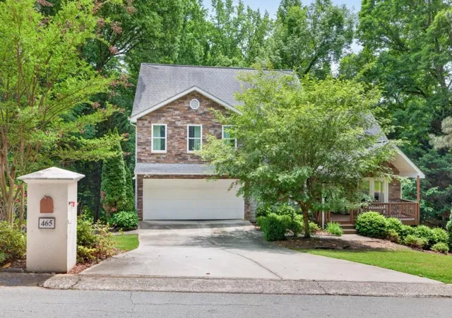3rd image of 465 Emerald Lake Ln, Sugar Hill, GA 30518 | MLS# 7769105
