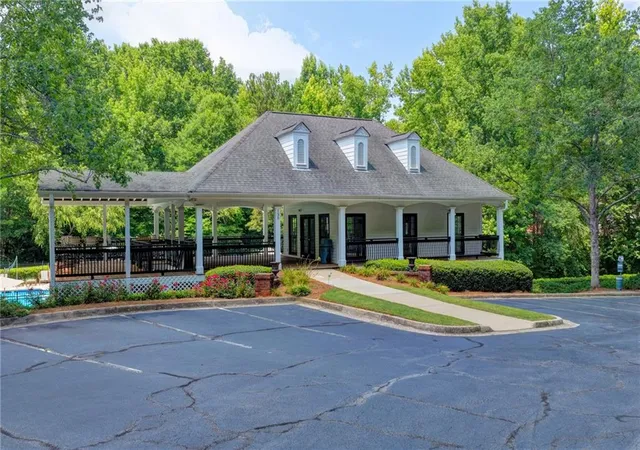 Homes for sale in Johns Creek, GA | 150 Ashewoode Downs Ln, Johns Creek, GA 30005 | MLS# 7797930