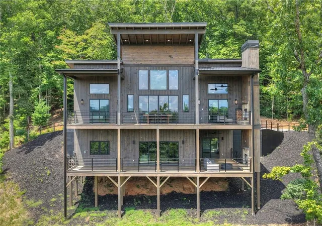 Photo 4 of Sale Pending at 25 Boundless Trl, Morganton, GA 30560 | MLS# 7800014 | Listing updated on 2026-09-29