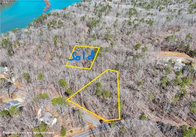 1st image of 7606 Pine Pl, Murrayville, GA 30564 | MLS# 7550748