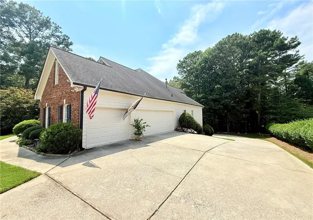3rd image of 2653 White Rock Dr, Buford, GA 30519 | MLS# 7809781