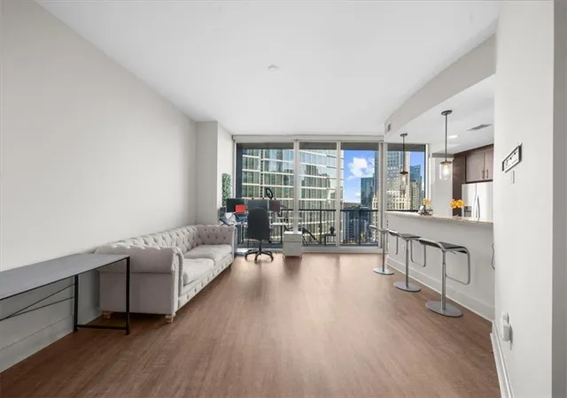 2nd image of 1080 Peachtree St Ne #1408, Atlanta, GA 30309 | MLS# 7687164