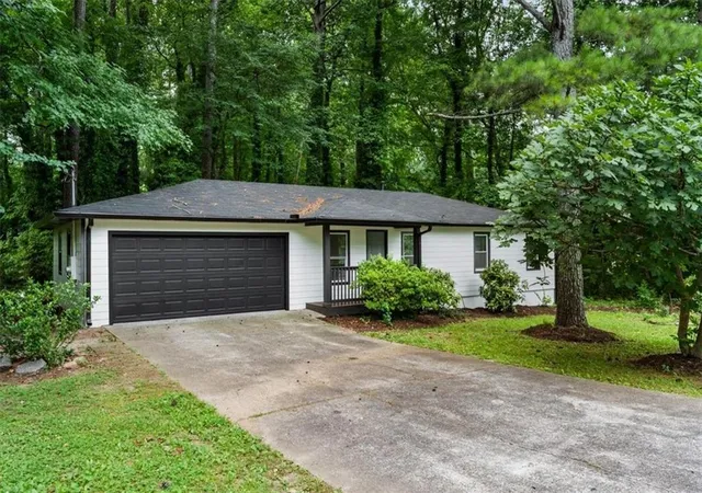 Homes for sale in Kennesaw, GA | 4010 Kennesaw Dr Nw, Kennesaw, GA 30152 | MLS# 7787005