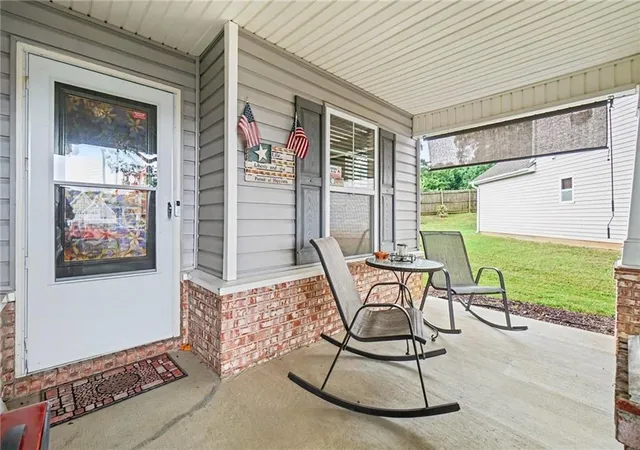 Homes for sale in Cartersville, GA | 71 Oakbrook Dr Sw, Cartersville, GA 30120 | MLS# 7779802