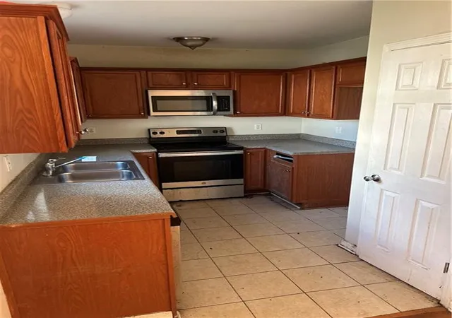 4th image of 838 Store House Court, Monroe, GA 30655 | MLS# 7791219