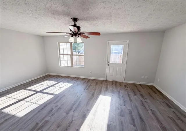 3rd image of 7202 Gotland St, Union City, GA 30291 | MLS# 7802688