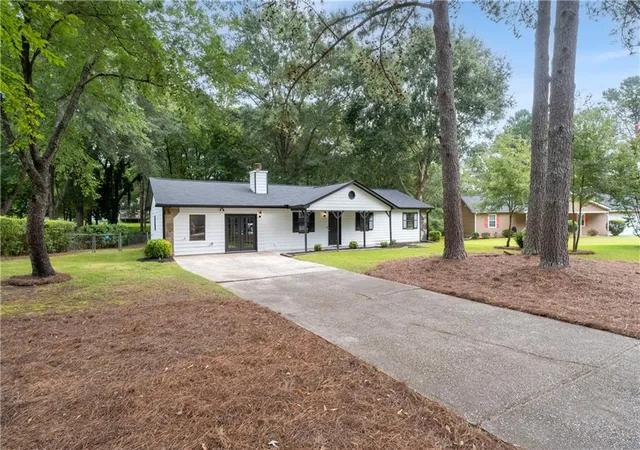 3rd image of 1526 Haynes Ct, Grayson, GA 30017 | MLS# 7815835