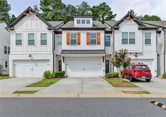 Townhouse for sale at 275 Auburn Valley Way, Auburn, GA 30011 | MLS# 7820922