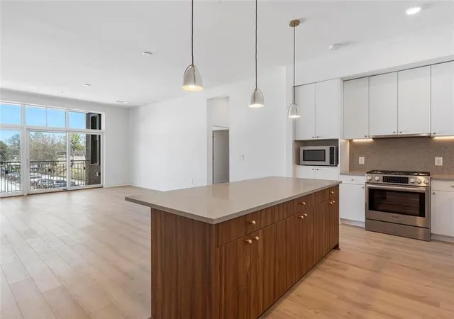 Condo for sale at 675 Drewry St Ne, Atlanta, GA 30306 | MLS# 7355600 | Listing updated on 2025-04-30