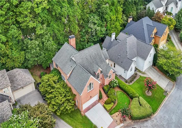 Photo 3 of Single family home for sale at 1696 Harts Run, Atlanta, GA 30341 | MLS# 7787009 | Listing updated on 2026-10-28