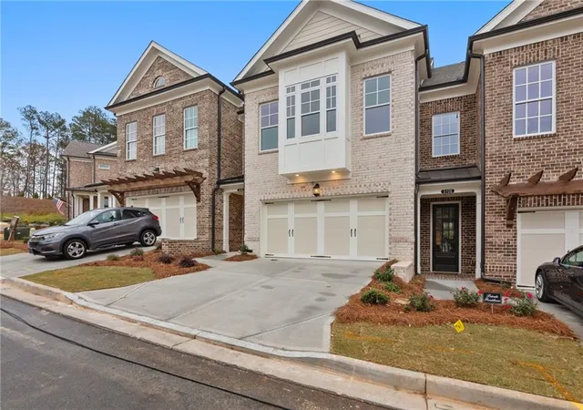 2nd image of 5697 Broad River Vw #445, Peachtree Corners, GA 30092 | MLS# 7802227