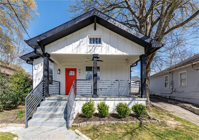 Photo 1 of Single family home for sale at 941 Ashby Cir Nw, Atlanta, GA 30314 | MLS# 7825426 | Listing updated on 2026-08-26
