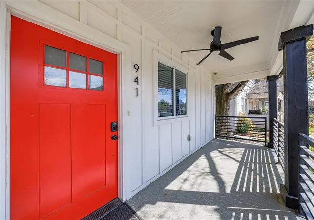 Photo 2 of Single family home for sale at 941 Ashby Cir Nw, Atlanta, GA 30314 | MLS# 7825426 | Listing updated on 2026-08-26
