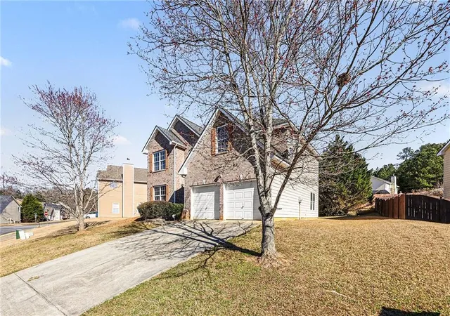 Homes for sale in Fairburn, GA | 1020 Buckingham Ter, Fairburn, GA 30213 | MLS# 7708005