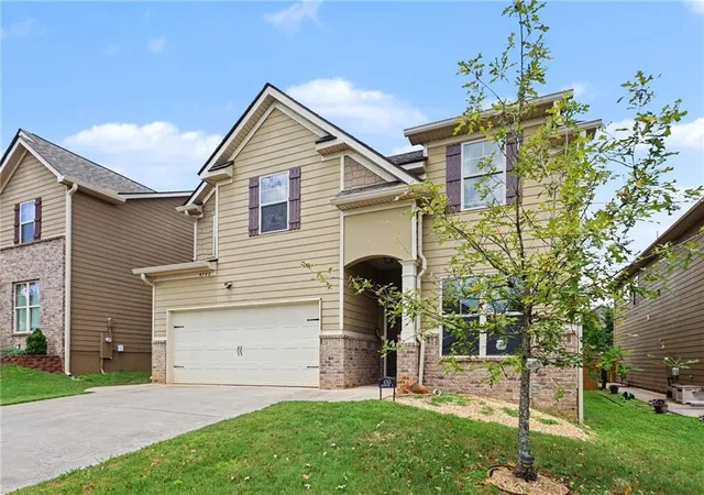 Photo 2 of Single family home for sale at 4745 Brookwood Pl, Atlanta, GA 30349 | MLS# 7819716 | Listing updated on 2026-09-09