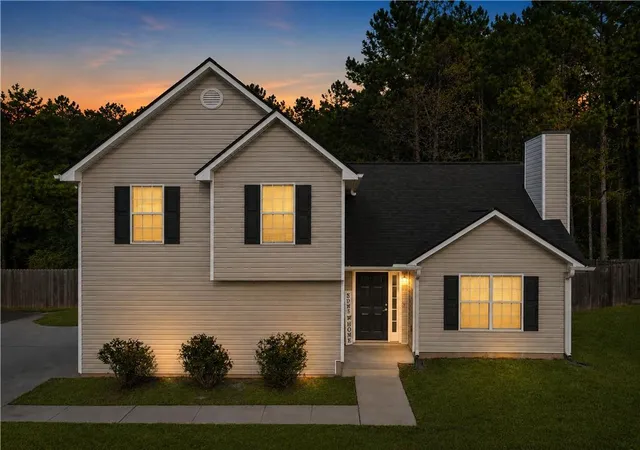 1st image of 31 Kingston Pointe Dr, Kingston, GA 30145 | MLS# 7818597