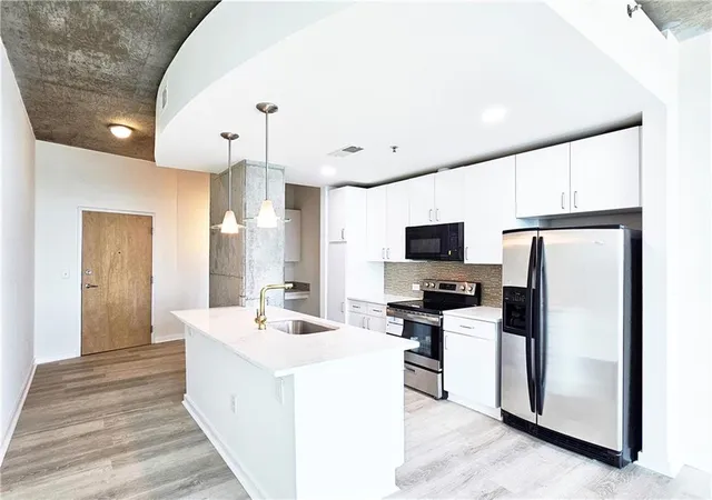 Photo 2 of Condo for sale at 361 17th Street Nw #1706, Atlanta, GA 30363 | MLS# 7800176 | Listing updated on 2026-10-03