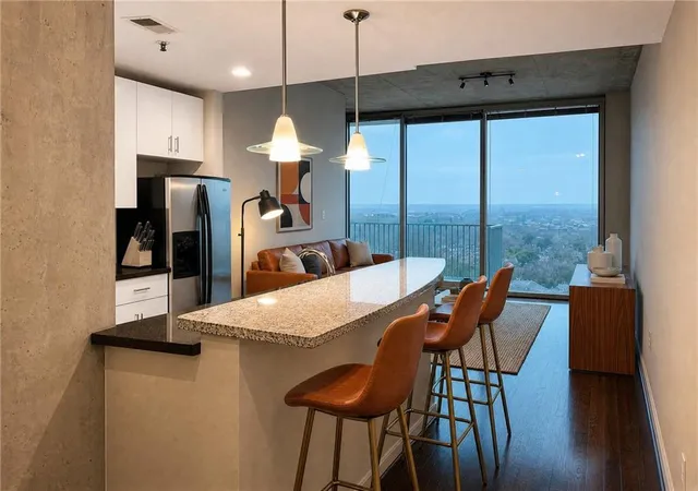 Photo 4 of Condo for sale at 361 17th Street NW #1706, Atlanta, GA 30363 | MLS# 7800176 | Listing updated on 2026-10-03