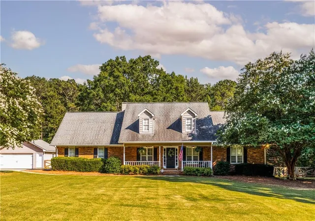 Photo 1 of Single family home for sale at 184 Wildflower Dr, Social Circle, GA 30025 | MLS# 7828501 | Listing updated on 2026-09-09