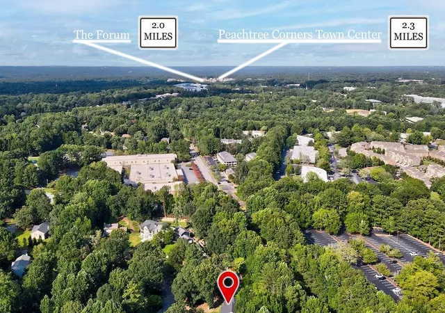 Photo 3 of Sale Pending at 3617 Parkside Ct, Peachtree Corners, GA 30092 | MLS# 7821711 | Listing updated on 2026-09-20