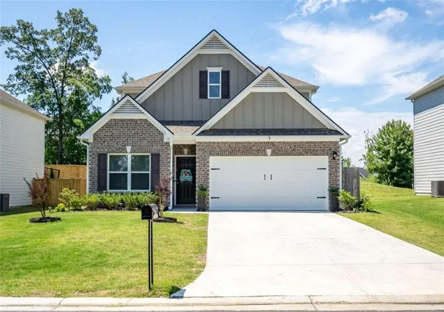 Photo 1 of Sale Pending at 10 Majestic Oaks Way, Rome, GA 30165 | MLS# 7784587 | Listing updated on 2026-09-16