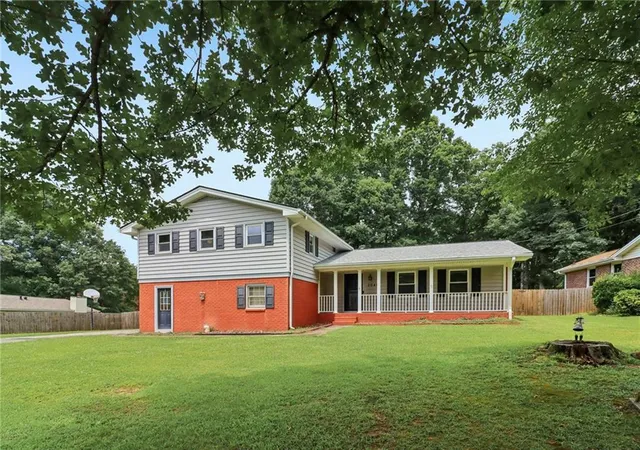 3rd image of 2040 Old Concord Dr Se, Covington, GA 30016 | MLS# 7787831