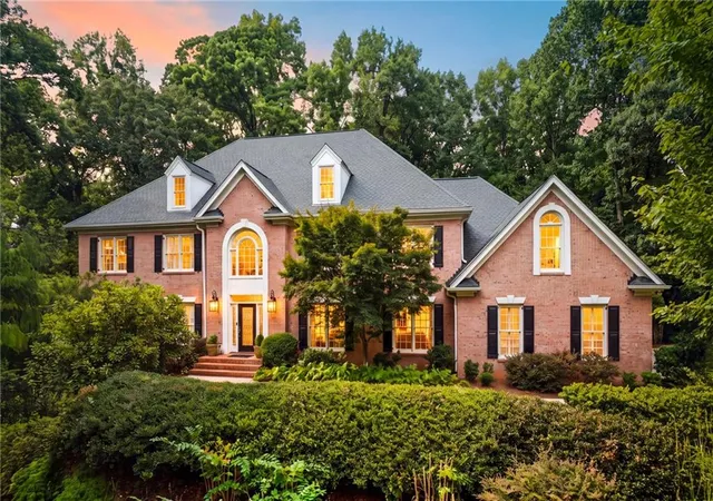 Photo 1 of Sale Pending at 2134 River Cliff Dr, Roswell, GA 30076 | MLS# 7823068 | Listing updated on 2026-09-11