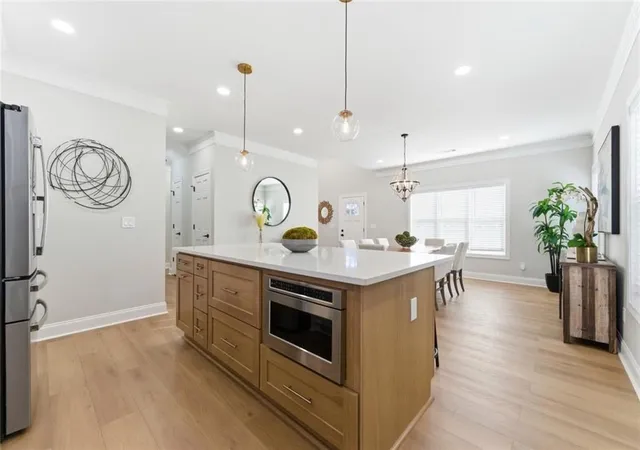 Photo 4 of Single family home for sale at 2990 Shallowford Rd NE, Atlanta, GA 30341 | MLS# 7743846 | Listing updated on 2026-07-17