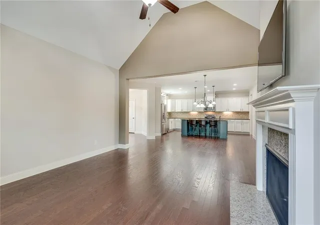 Photo 4 of Condo for sale at 2785 Middlecreek Way, Cumming, GA 30041 | MLS# 7822784 | Listing updated on 2026-09-15