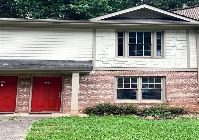 Photo 1 of Townhouse for sale at 1660 Stanton Rd Sw #4D, Atlanta, GA 30311 | MLS# 7829435 | Listing updated on 2026-08-30