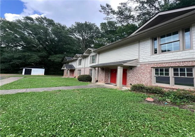 Photo 2 of Townhouse for sale at 1660 Stanton Rd Sw #4D, Atlanta, GA 30311 | MLS# 7829435 | Listing updated on 2026-08-30
