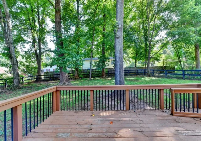 Photo 2 of Single family home for sale at 5211 Ponderosa Farm Rd, Gainesville, GA 30507 | MLS# 7817545 | Listing updated on 2026-09-25
