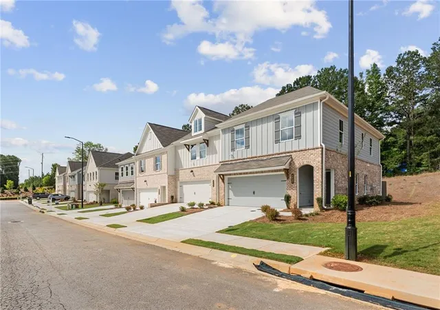 Photo 3 of Townhouse for sale at 4683 Larkfield Way #21, Powder Springs, GA 30127 | MLS# 7820100 | Listing updated on 2026-09-19