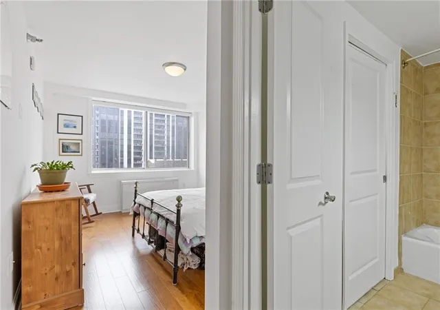 5th image of 2479 Peachtree Rd Ne #402, Atlanta, GA 30305 | MLS# 7698266