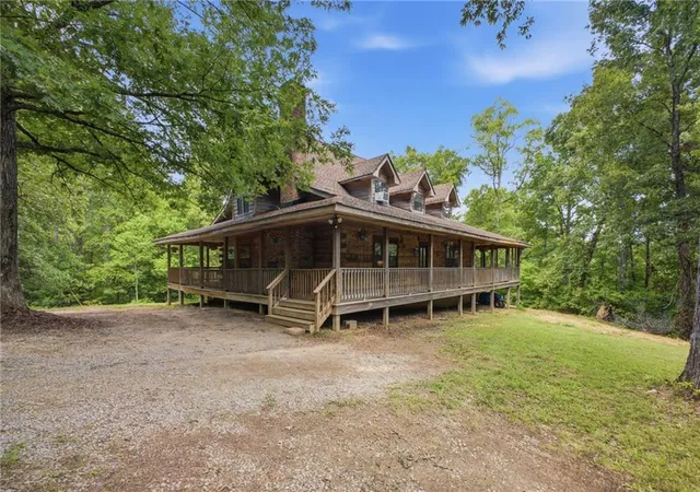 2nd image of 206 Henson Rd Sw, Cave Spring, GA 30124 | MLS# 7812365