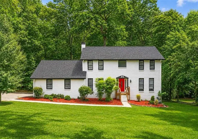 2nd image of 9200 Brave Ct, Jonesboro, GA 30236 | MLS# 7798402