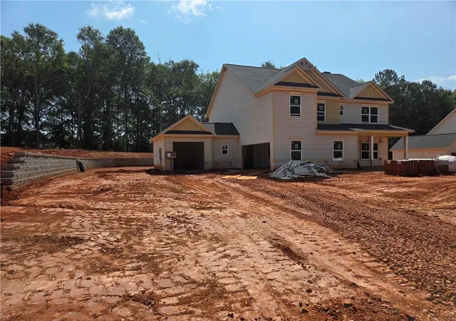2nd image of 374 Meadows Dr, Bethlehem, GA 30620 | MLS# 7820463