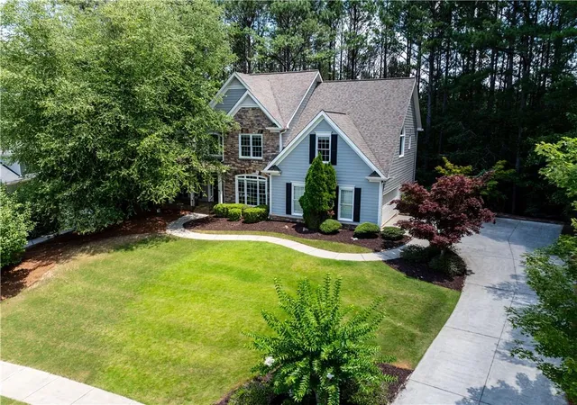 Photo 4 of Single family home for sale at 2054 Harmony Dr, Canton, GA 30115 | MLS# 7798097 | Listing updated on 2026-07-25