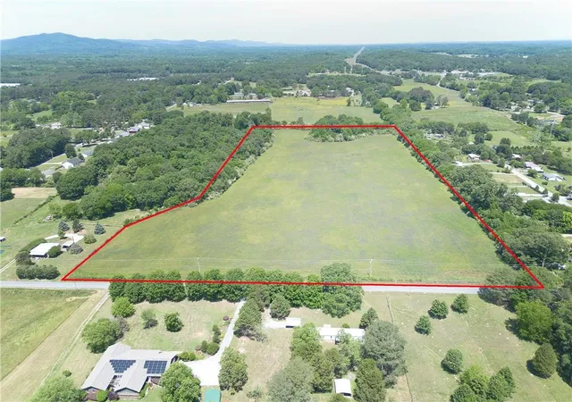 1st image of 0 Fairview Rd, Calhoun, GA 30701 | MLS# 7765832