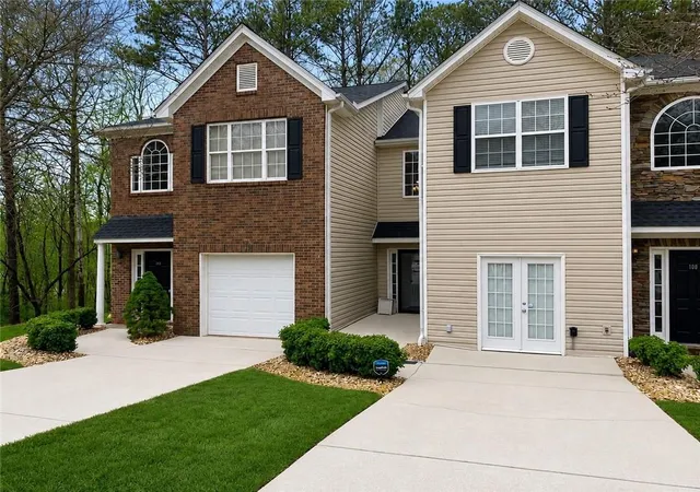 Photo 1 of Townhouse for sale at 102 Creekwood Dr, Woodstock, GA 30188 | MLS# 7819189 | Listing updated on 2026-09-19