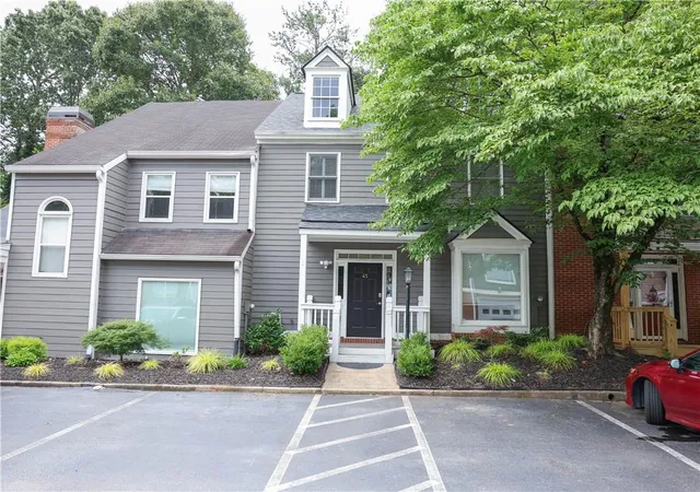 Homes for sale in Alpharetta, GA | 45 Nesbit Pl #45, Alpharetta, GA 30022 | MLS# 7797084