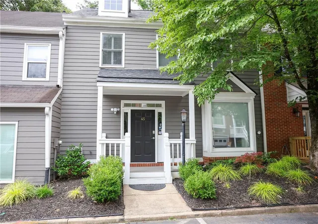 Homes for sale in Alpharetta, GA | 45 Nesbit Pl #45, Alpharetta, GA 30022 | MLS# 7797084
