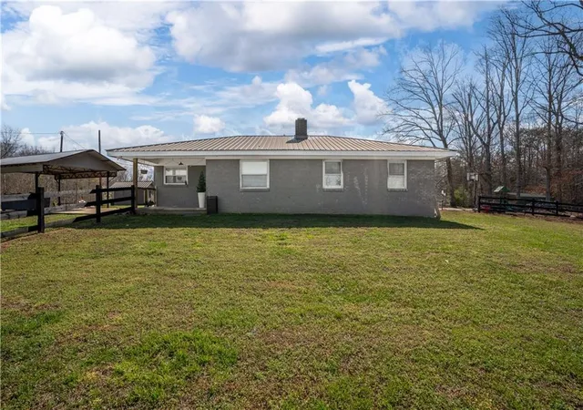 3rd image of 4807 Lee Rd, Gainesville, GA 30506 | MLS# 7727025