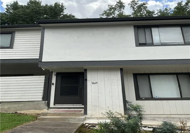 1st image of 3615 Cobble Mill Ln, Clarkston, GA 30021 | MLS# 7817805