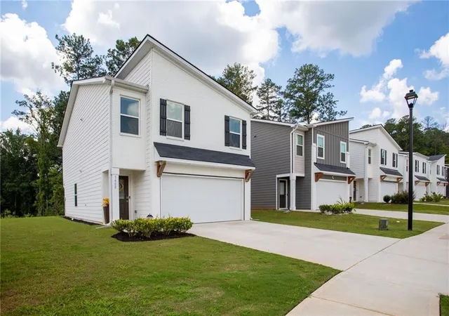 Photo 2 of Single family home for sale at 3408 Stonewall Ct, Atlanta, GA 30349 | MLS# 7819928 | Listing updated on 2026-09-14